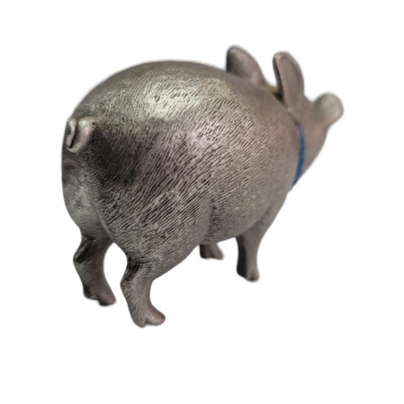 Pewter Pig Proudly Wearing His First Prize Blue Ribbon Approx 1.75"L x .75"W - Picture 5 of 9